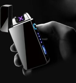 Merkloos Cuberna Elektrische Plasma USB Aansteker Met Batterij Indicator Ice Black - Wind En Storm Bestendig - Geschikt Voor Kaarsen, Vuurwerk, Sigaretten En BBQ -Bbq Promotiewinkel 1099x1200