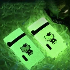 Merkloos Hello Kitty Glow In The Dark Aansteker Met Roze Vlam - Bekend Van TikTok - Hervulbaar En Windproof 5 Merkloos Hello Kitty Glow In The Dark Aansteker Met Roze Vlam - Bekend Van TikTok - Hervulbaar En Windproof -Bbq Promotiewinkel 1198x1200 9