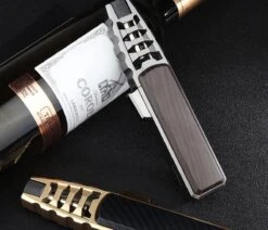 Merkloos Turbo Jetflame Aansteker - Gasbrander - Vuurwerk Torch - Crème Brûlée Brander - BBQ En Sigaren Aansteker - Windproof - Walnoothout Met Grijze Metalen Behuizing -Bbq Promotiewinkel 1200x1028 4