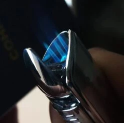 Cohiba® Sigarenaansteker - Sigarenboor - Sigaren - Sigaar - Cohiba Aansteker - Sigarenboor - Sigaren Accessoires - Sigarenknipper - Sigaar Aansteker - Cohiba - Incl. Luxe Geschenkdoos - Zwart -Bbq Promotiewinkel 1200x1197 11