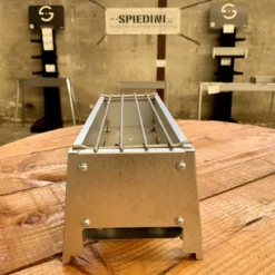 Spiedini Saté-bbq Bali 40 Mini - Kleine, Smalle Houtskoolbarbecue Met Horizontaal Rooster Voor Sate Of Andere Spiesjes - 40 Cm Lang, 11 Cm Breed, 14 Cm Hoog - Ideaal Voor Tuin- Of Open Haard, Of Balkon - Materiaal: Gealuminiseerd Ijzer -Bbq Promotiewinkel 1200x1200 31