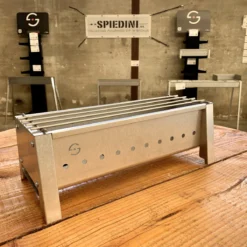 Spiedini Saté-bbq Bali 40 Mini - Kleine, Smalle Houtskoolbarbecue Met Horizontaal Rooster Voor Sate Of Andere Spiesjes - 40 Cm Lang, 11 Cm Breed, 14 Cm Hoog - Ideaal Voor Tuin- Of Open Haard, Of Balkon - Materiaal: Gealuminiseerd Ijzer -Bbq Promotiewinkel 1200x1200 34