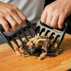 GS Barbecue Vleesklauwen Voor Pulled Pork - 2 Stuks - BBQ Vleesklauw - Snijhulp 7 GS Barbecue Vleesklauwen Voor Pulled Pork - 2 Stuks - BBQ Vleesklauw - Snijhulp -Bbq Promotiewinkel 1200x1200 353