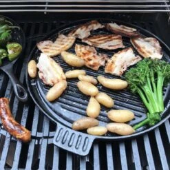 Chefs Cuisine Gietijzeren Grillpan - Grillpan Gietijzer - Gietijzer Bbq Grillpan - Gietijzeren Grillplaat - Pizzasteen - Plancha Gietijzer - Gietijzeren Bakplaat - Rond 36 Cm - Dubbelzijdig -Bbq Promotiewinkel 1200x1200 524