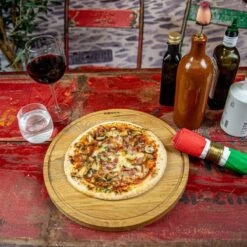 Boska Pizzaplank Friends L - BBQ Accessoires - Eikenhout - Handige Opvanggeul - Ø 34 Cm 26 Boska Pizzaplank Friends L - BBQ Accessoires - Eikenhout - Handige Opvanggeul - Ø 34 Cm -Bbq Promotiewinkel 1200x1200 633