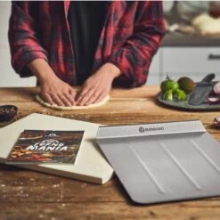 Burnhard Pizzasteen 38 X 30 X 1,5 Cm + Pizzaschep -Bbq Promotiewinkel 1200x1200 767