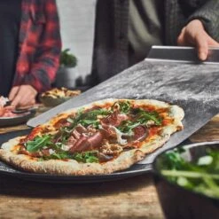 Burnhard Pizzasteen 38 X 30 X 1,5 Cm + Pizzaschep -Bbq Promotiewinkel 1200x1200 771