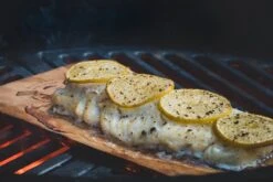 Merkloos Rookplank Western Red Cedar - 2 Stuks - BBQ - Rookhout -Bbq Promotiewinkel 1200x800 64