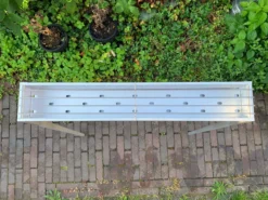 Spiedini Saté-bbq Bali 80 - Saté Houtskoolbarbecue Met Horizontaal Rooster - 80 Cm Lang, 11 Cm Breed - Materiaal: Gealuminiseerd Ijzer -Bbq Promotiewinkel 1200x899 2