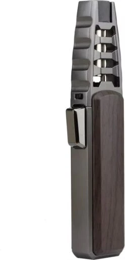 Merkloos Turbo Jetflame Aansteker - Gasbrander - Vuurwerk Torch - Crème Brûlée Brander - BBQ En Sigaren Aansteker - Windproof - Walnoothout Met Grijze Metalen Behuizing -Bbq Promotiewinkel 577x1200